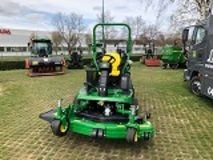 John Deere 1570