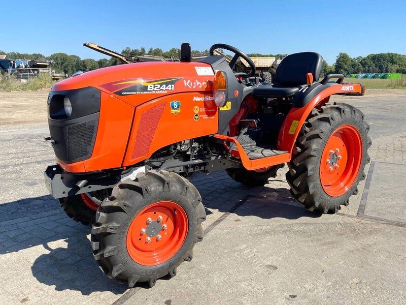 Tracteur agricole neuf Kubota B2441 - 24hp 4WD - New / Unused