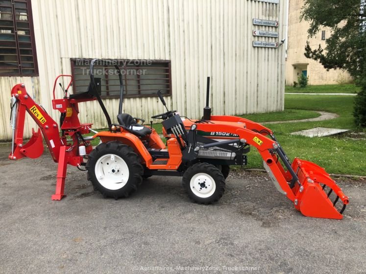 Kubota 19 CV 4 RM 3 CYLINDRES DIESEL d'occasion révisé avec PELLE RETRO NEUVE et CHARGEUR NEUF MULTIFONCTION a décrochage rapide